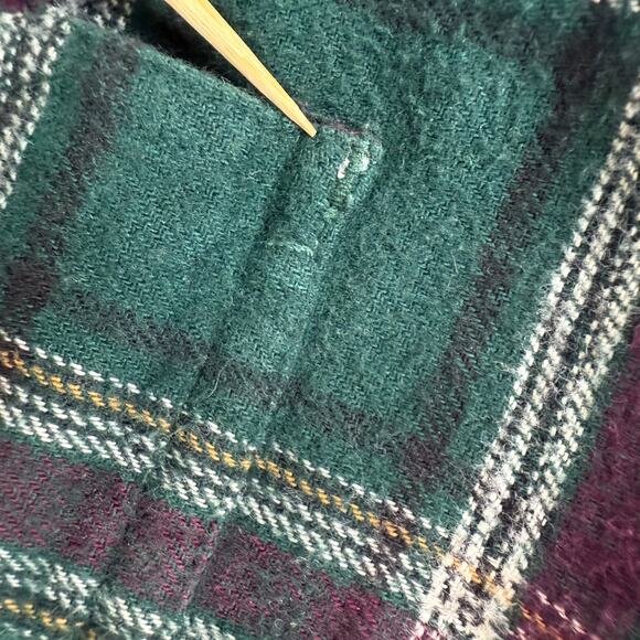 Eddie Bauer Brainbridge Flannel Shirt SZ L Fall Winter Work Cozy Green Purple - Picture 6 of 6